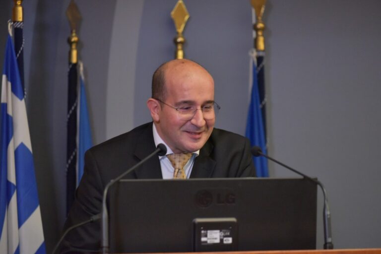 Read more about the article Πόσο οικονομικά ανθεκτικά είναι τα νοικοκυριά στην Ελλάδα: Ομιλία Γ Πάνου