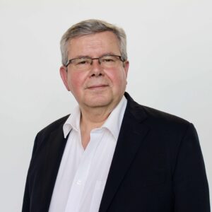 Read more about the article Kevin Featherstone