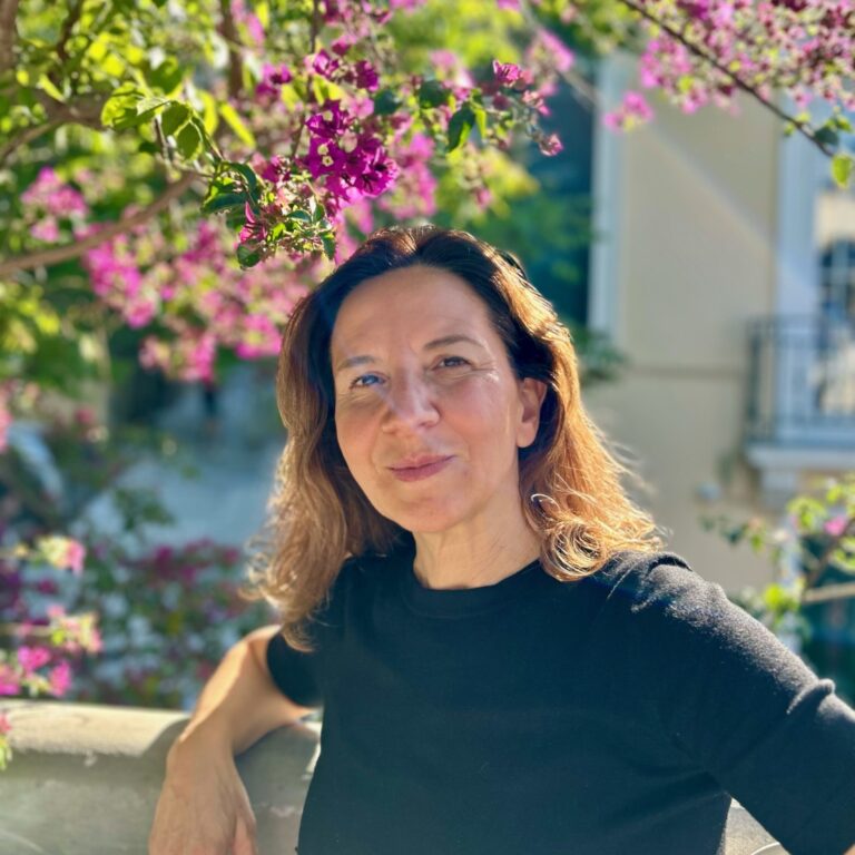 Read more about the article Εύη Παππά