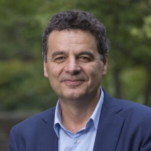 Read more about the article Πέτρος Κουμουτσάκος