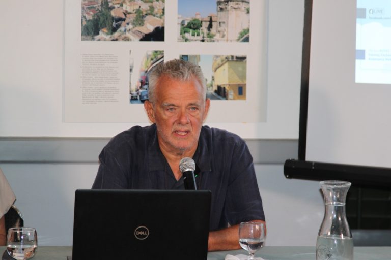 Read more about the article Τουρισμός και βιωσιμότητα στα ελληνικά νησιά